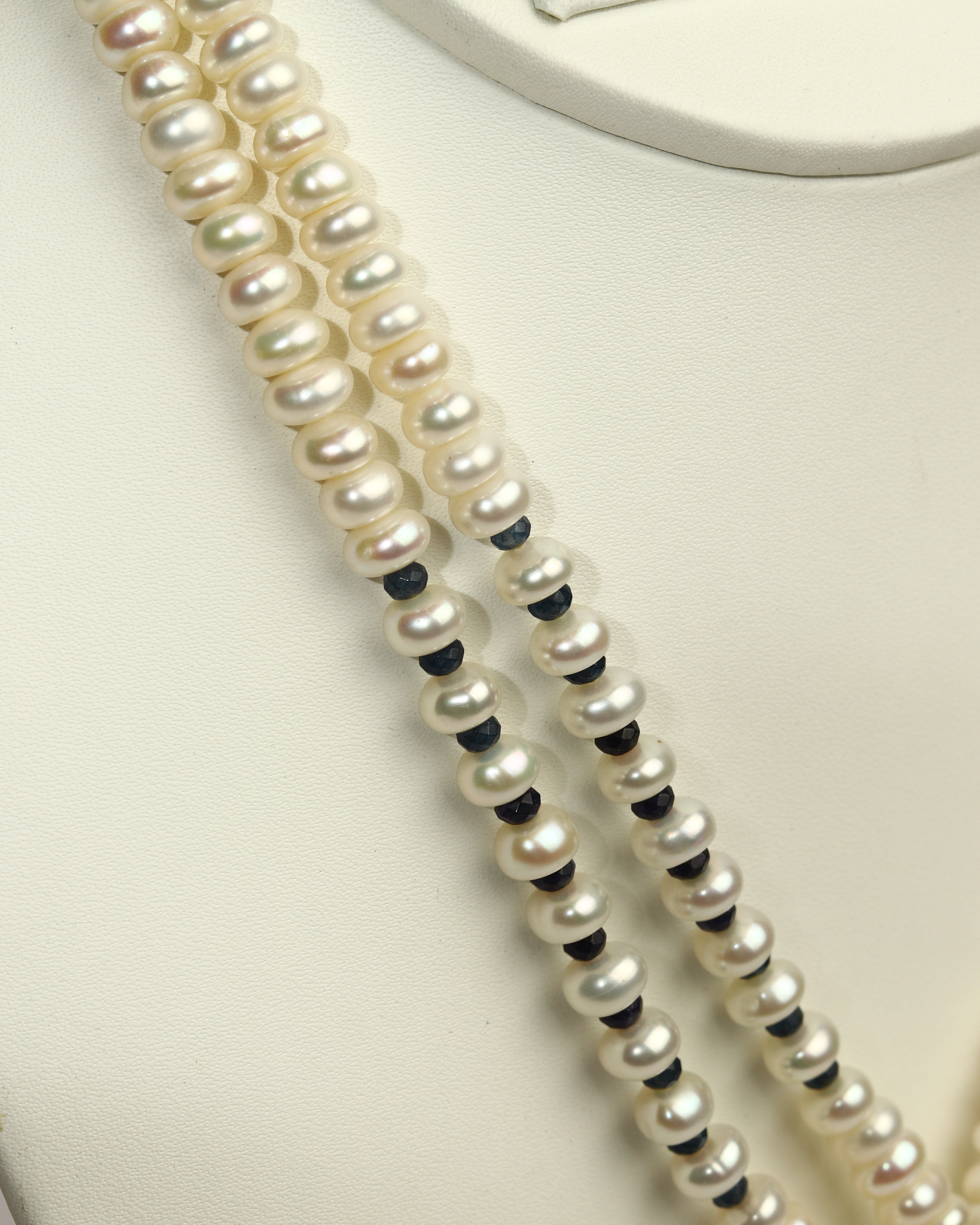 “Celestial Waves” – Pearl Pendant Set
