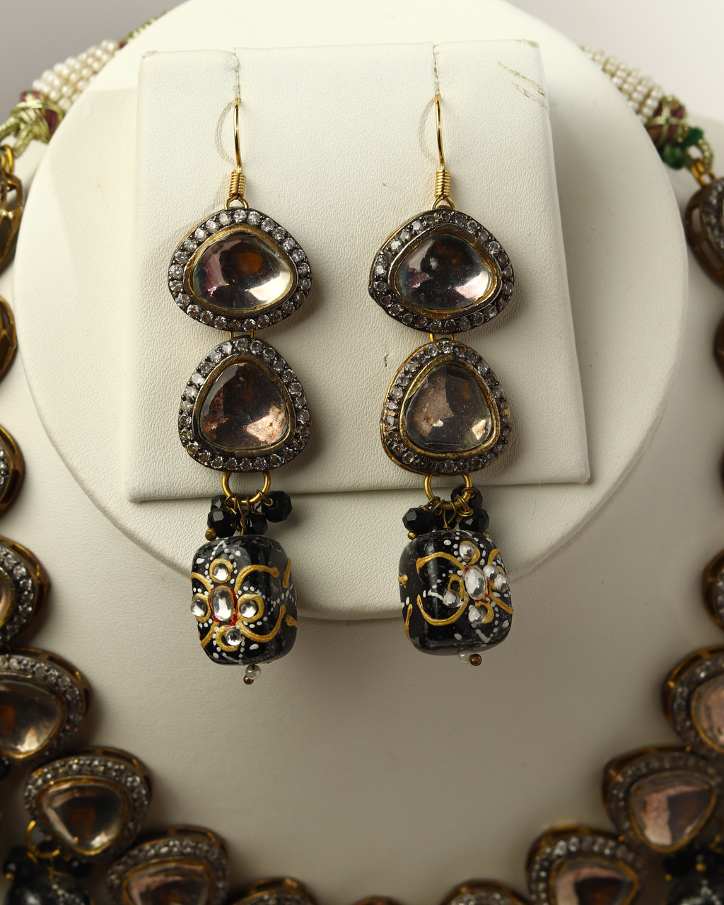 Black & Gold Polki Necklace Set