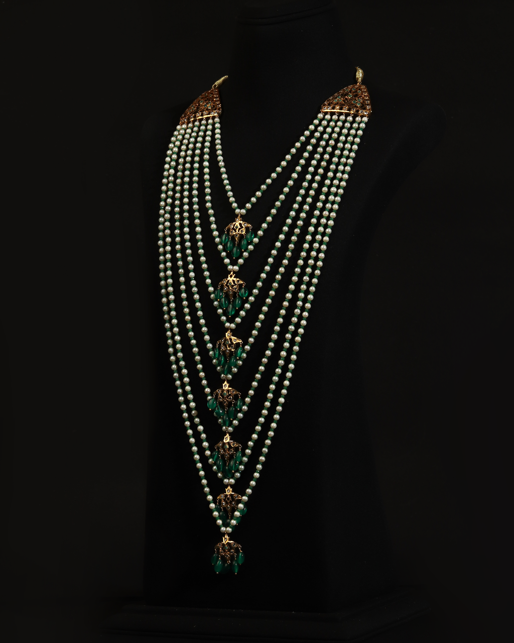 Regal Byrl Emerald 7 Lada Necklace & Earring Set – Traditional Pearl & Bright Green Emerald Nizami Jewellery