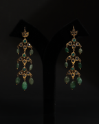Luxury 7-Layer Satlada Necklace & Earring Set – Traditional Pearl & Deep Emerald Green Nizami Bridal Jewellery